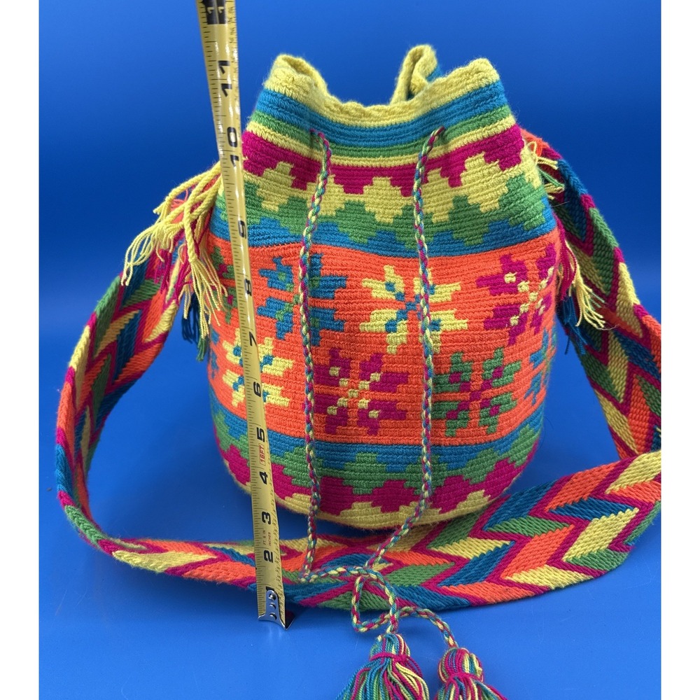 Authentic Wayuu Colombian Womens Handmade Large Colorful Mochila Bojo Tote Bag - Picture 3 of 11